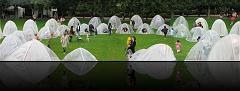 Surround in Rennes op het festival Tombees de la nuit De kleine tentjes